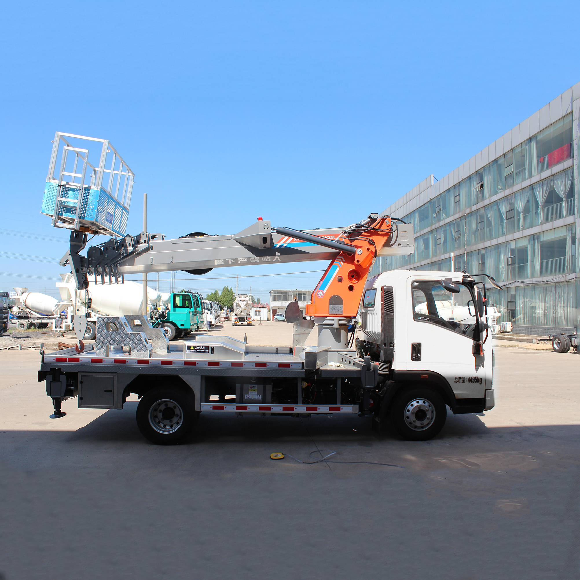 25m Jiangling Shunda / Sinotruk Howo Aerial Work Vehicle