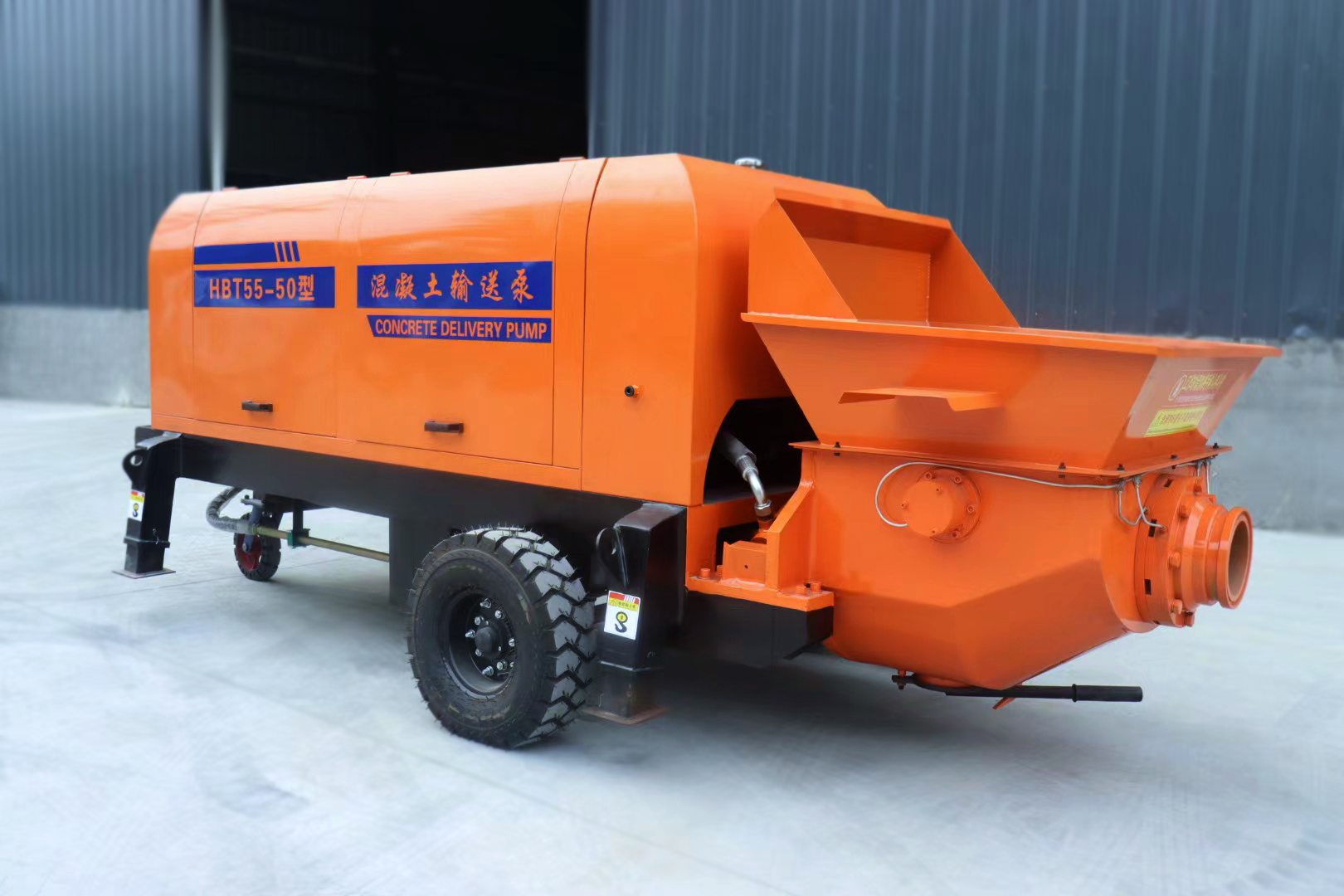 Concrete pump mixer truck