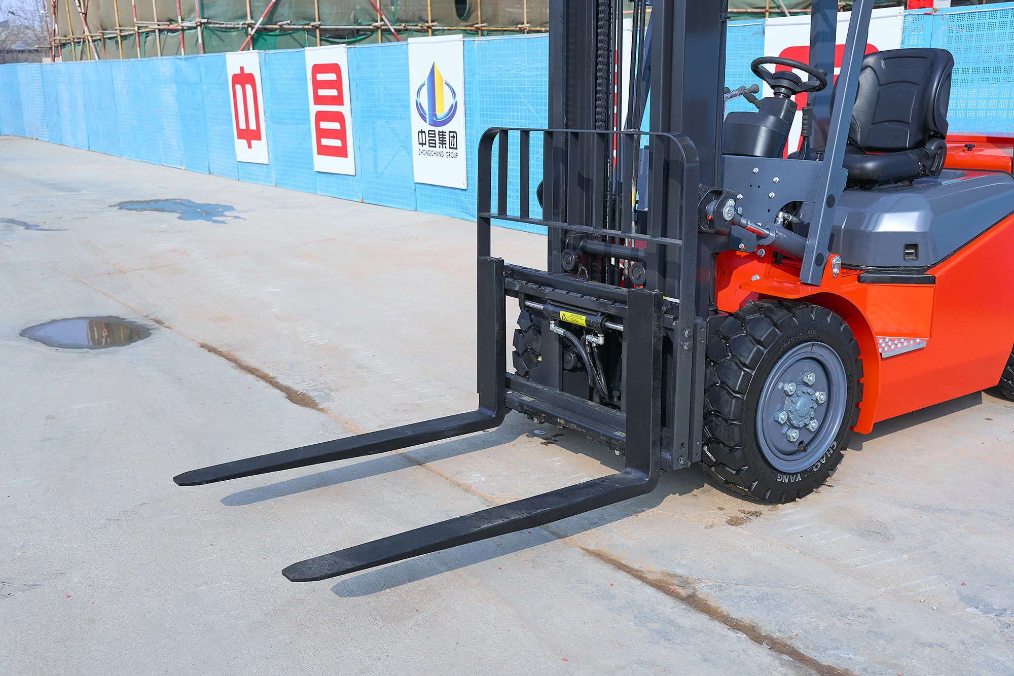 3.5 Ton Internal Combustion Off-Road Forklift(lzlt) - Image 8