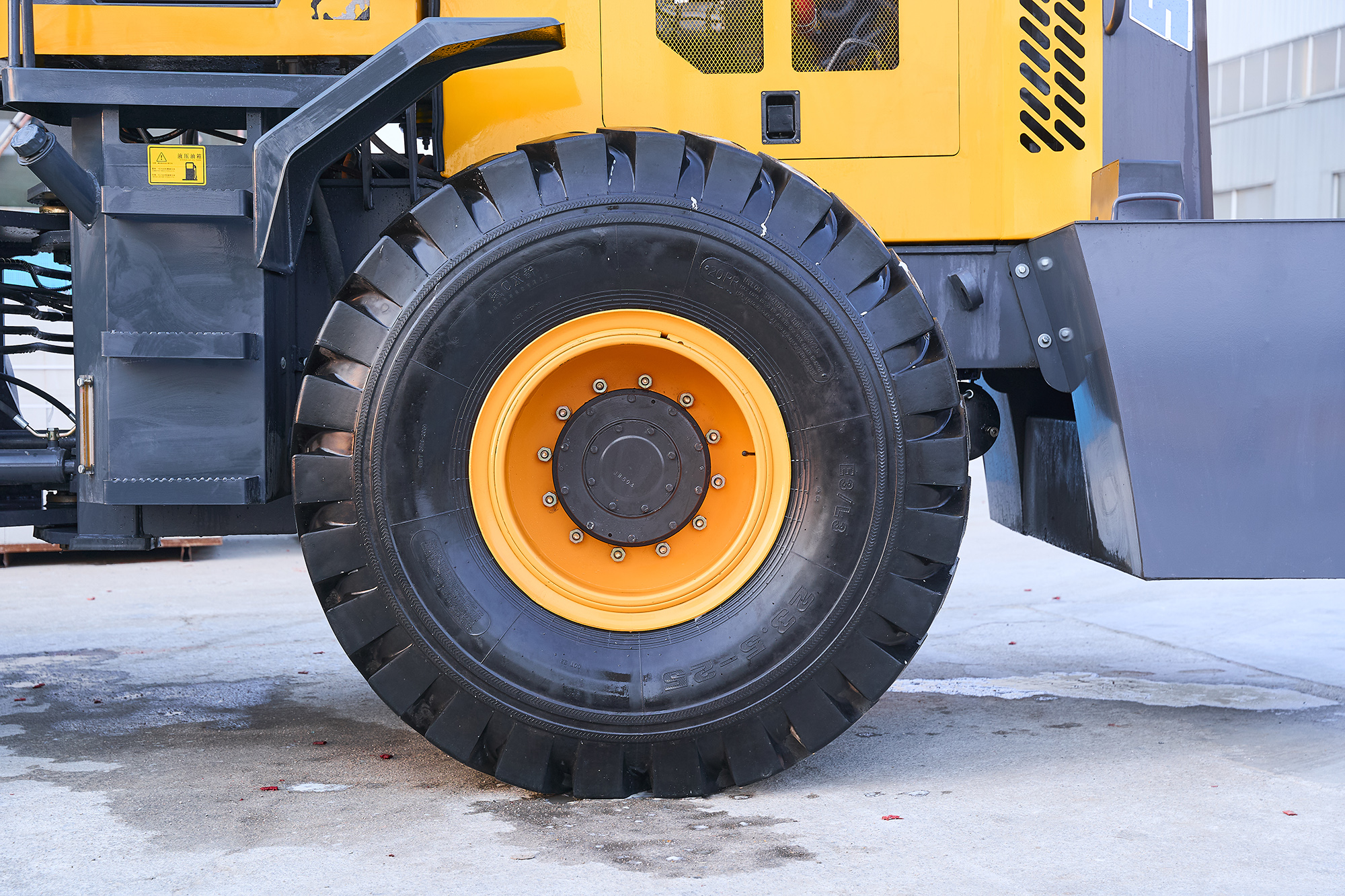 Off-road forklift10 tons(LZLT) - Image 7