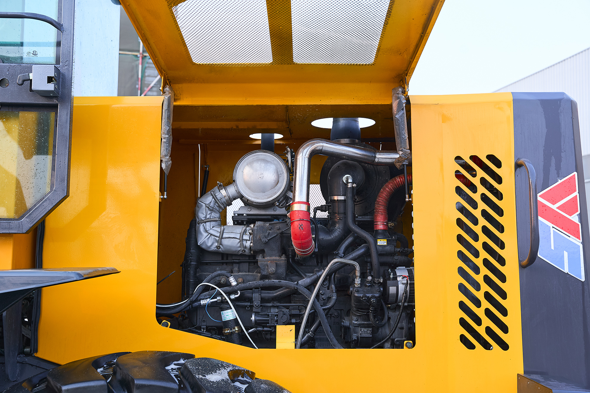 Off-road forklift10 tons(LZLT) - Image 16