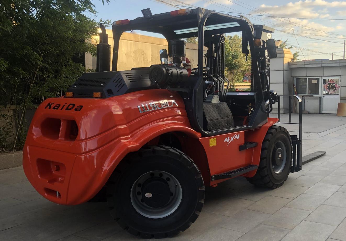 5-ton rear-hinged off-road forklift-3(KD) - Image 5